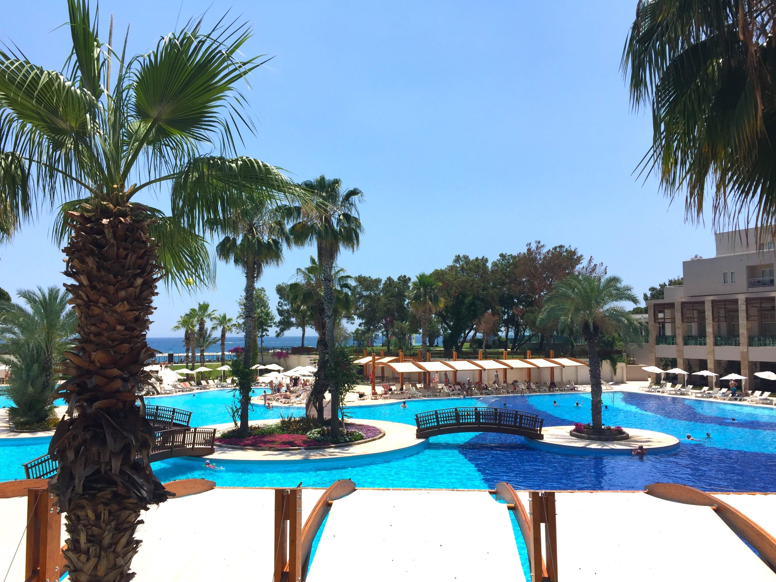 family-resorts-in-turkey-pools - Tripomom