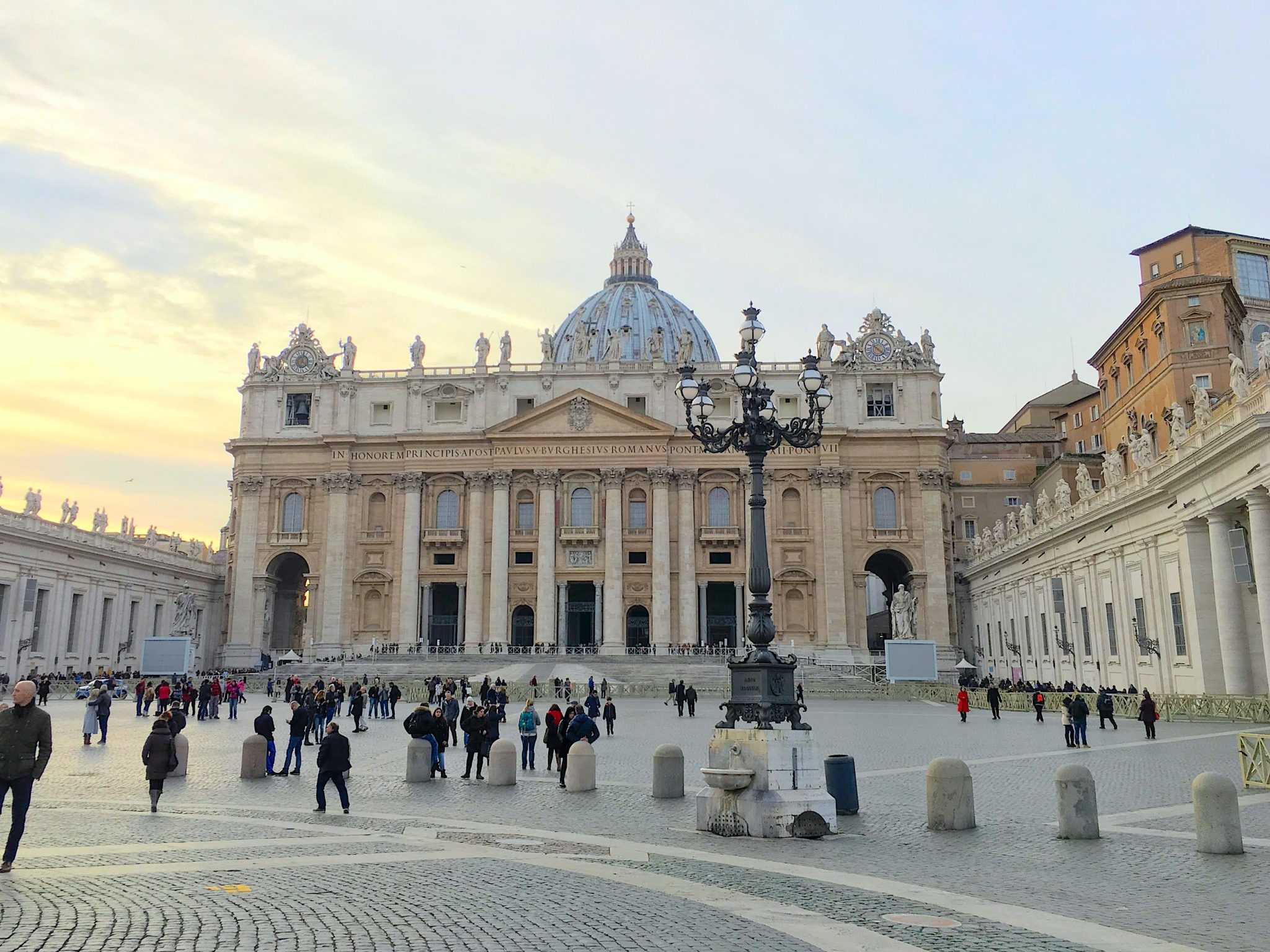 Roma gezilecek yerler, St Peter Bazalika