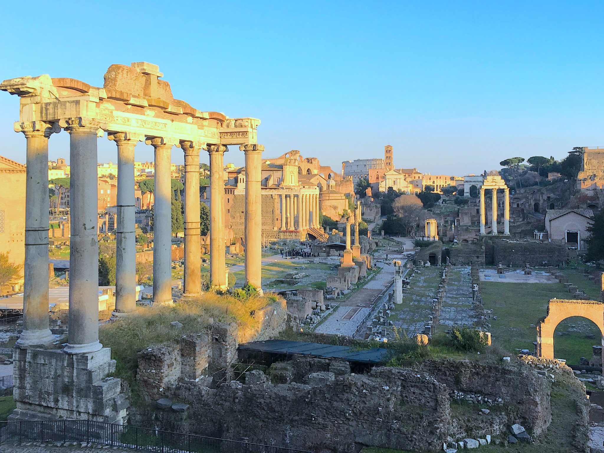 Roma gezilecek yerler, Forum ve Kolezyum