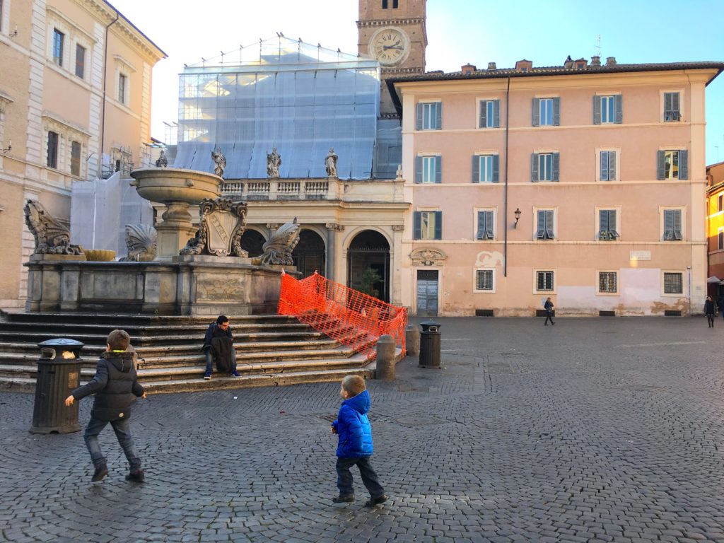Rome with kids Trastevere piazza