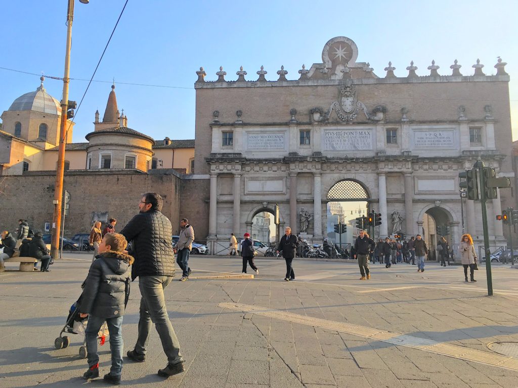 Walking around in Rome with kids: Piazza Popolo