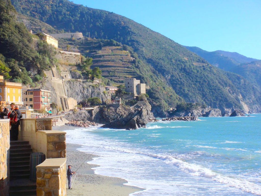 Monterosso beach in low season, Cinque Terre